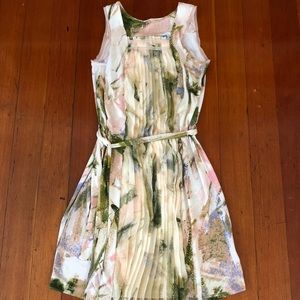 Vera Wang Floral Spring Dress